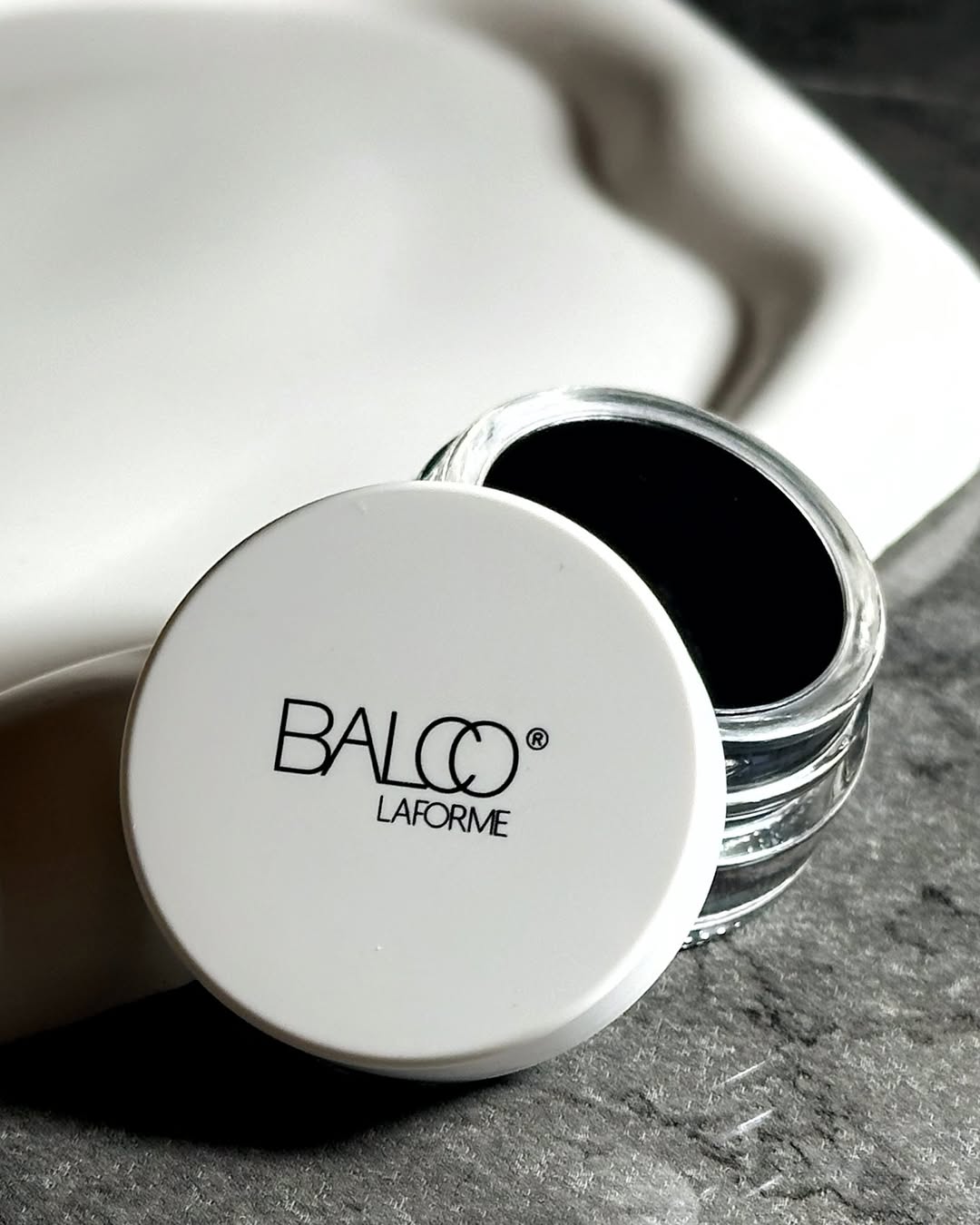 ژل لاینر ( خط چشم ژله ای)  بالکو